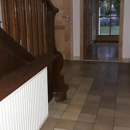 شقة Angie